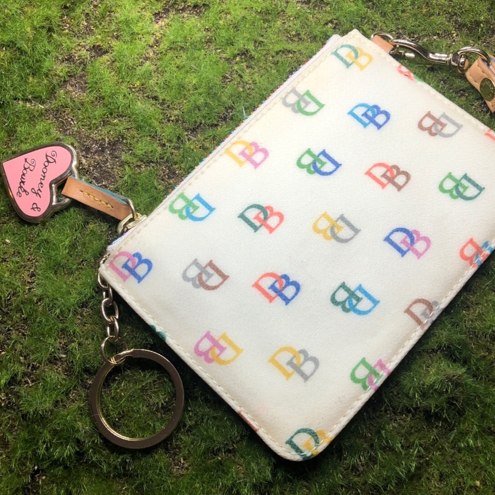 Dooney & Bourke wristlet
